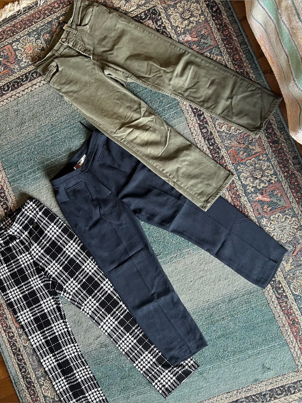 Women pants, 3 pairs, Lois, Simon Chang